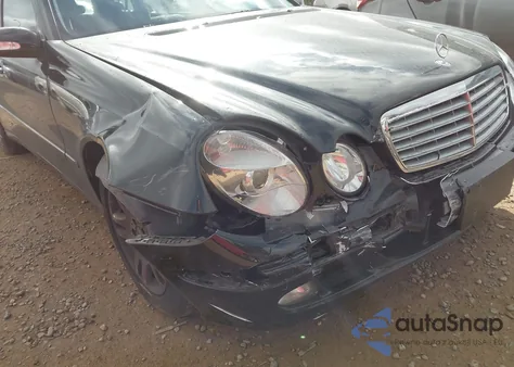 2006 Mercedes-Benz E 350 4Matic z USA, uszkodzony, nr VIN WDBUH87J26X185416